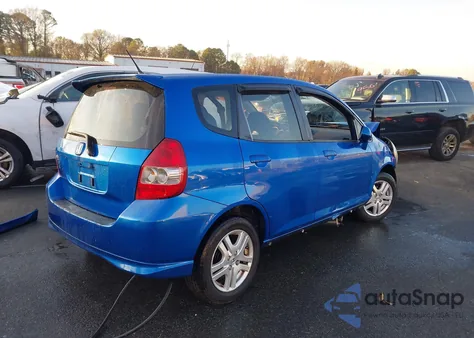 2008 Honda Fit Sport z USA, uszkodzony, nr VIN JHMGD38678S046047